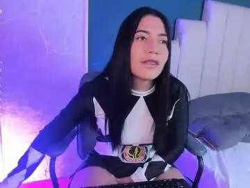 Adriienne_  live sex cam