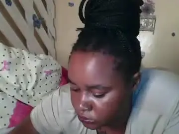 Cheu_smiles  live sex cam