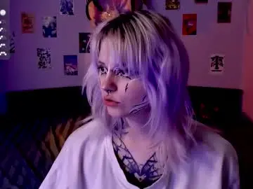 Cigaretteduringsex  live sex cam