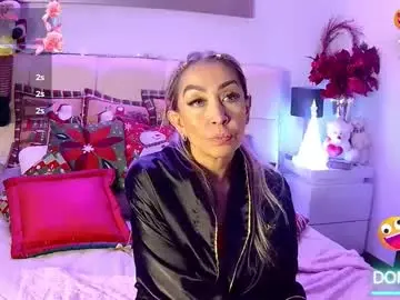 Evelynagrey  live sex cam