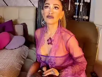 Evelynagrey  live sex cam