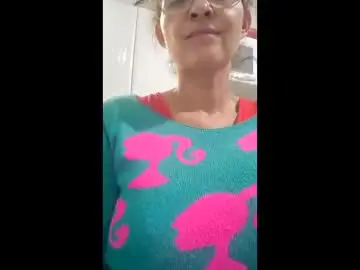 Evmayeiorsku  live sex cam
