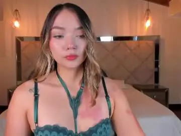 Haleygreenx  live sex cam