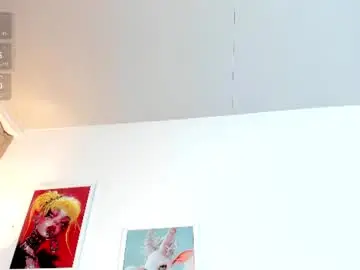 Laukyubey1  live sex cam