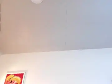 Laukyubey1  live sex cam