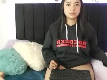 Noa_blooms01  live sex cam