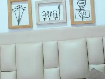 Skinnygirl_28  live sex cam