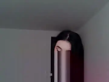 Velinora_19  live sex cam