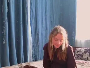 Adahunnewell  live sex cam
