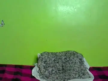 Black_queeni  live sex cam