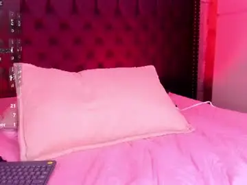 Emilymora1_  live sex cam