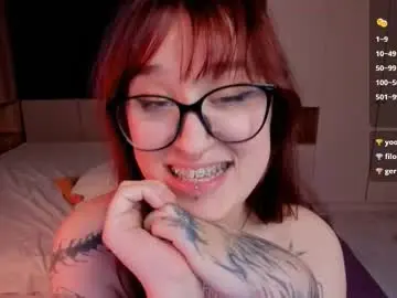 Hunnyhan  live sex cam