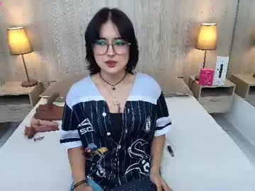Iris_gomez  live sex cam
