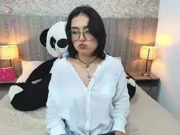 Iris_gomez  live sex cam