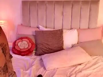 Liarasol  live sex cam