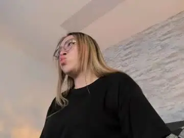 Misha_fae  live sex cam