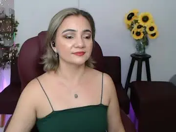Rebeca_milf  live sex cam