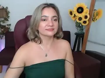 Rebeca_milf  live sex cam