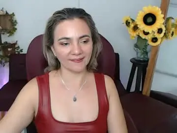 Rebeca_milf  live sex cam