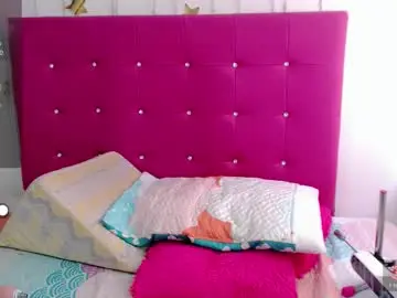 Sara_arias00  live sex cam