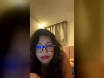 Sashanova21  live sex cam
