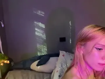Sexy_cute18  live sex cam