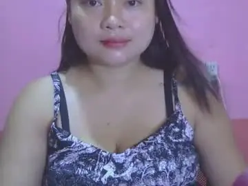 Sweety_curvy09  live sex cam