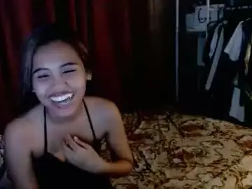 Urgirl_mycahxoxo  live sex cam