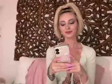 Auroraxemi  live sex cam