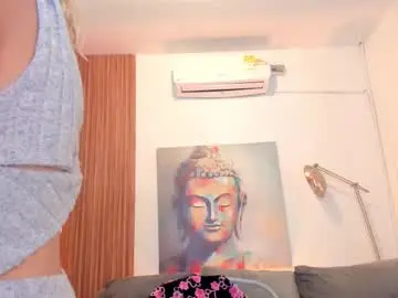 Cinnia_  live sex cam