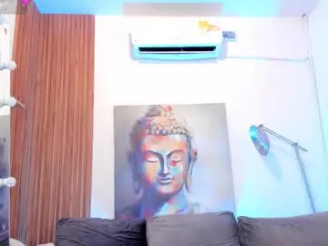 Cinnia_  live sex cam