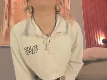 Cinnia_  live sex cam