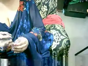 Crezybhabihot  live sex cam