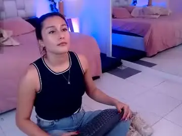 Elisevalmont  live sex cam