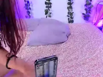 Elisevalmont  live sex cam