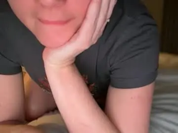 Hotasember  live sex cam