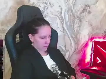 Irwi_tomboy  live sex cam