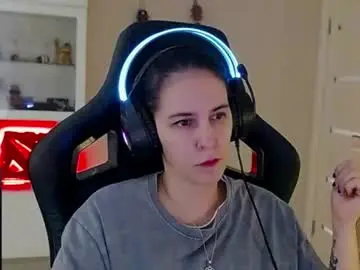 Irwi_tomboy  live sex cam