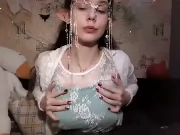 Niisansilvia  live sex cam