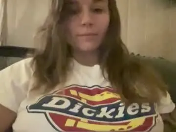 Pantiesofthefae  live sex cam