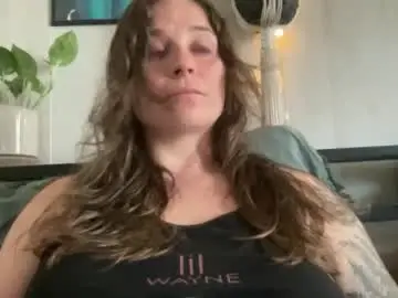 Pantiesofthefae  live sex cam