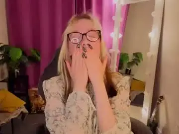 Rockett_bunny  live sex cam