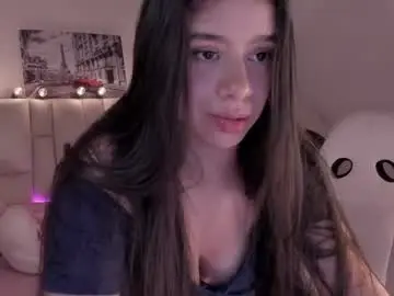 Zoe_turnner_18  live sex cam