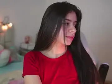 Zoe_turnner_18  live sex cam