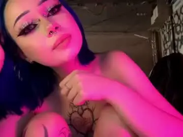 Annietouch  live sex cam