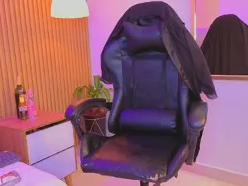 Babyzahara  live sex cam