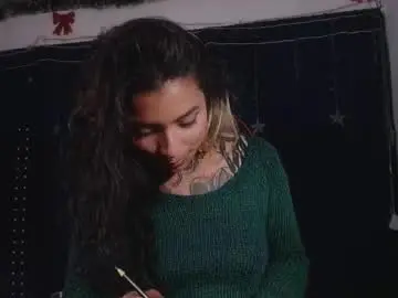 Ema_ploxx  live sex cam