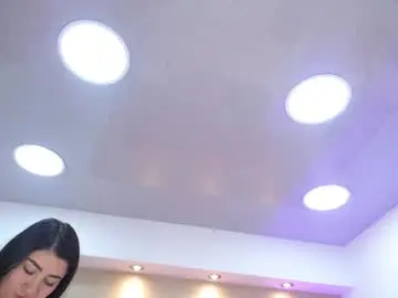 Emilycley  live sex cam