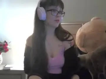 Fragilemasochist  live sex cam