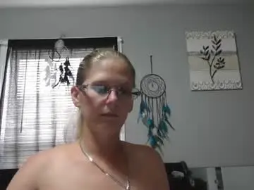 Jadeluv  live sex cam